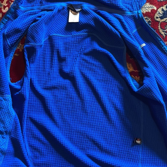 Men’s Royal Blue light weight Patagonia vest-size medium - Picture 10 of 10